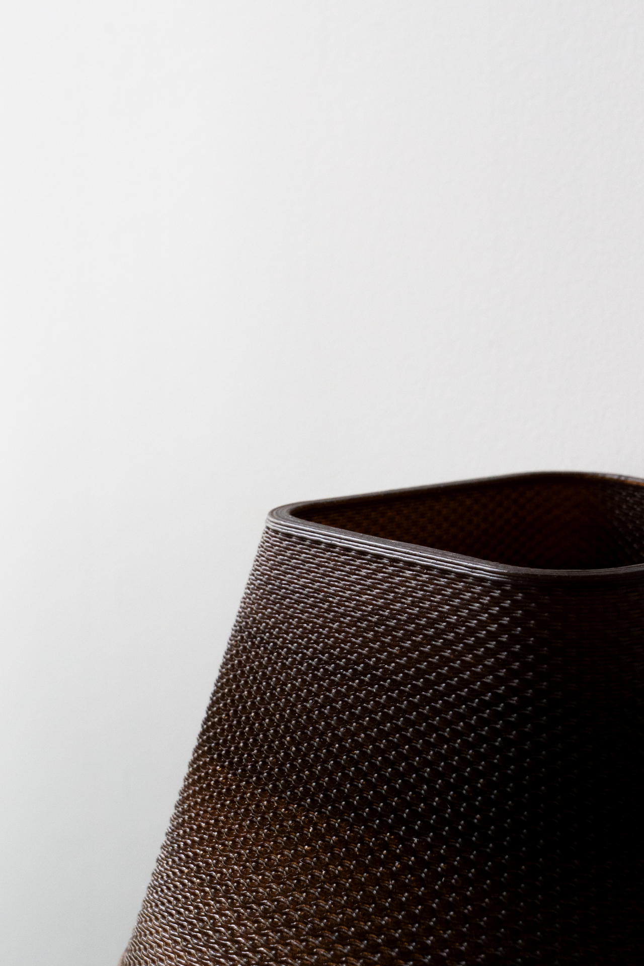 detailed textured of 3d printed lamp